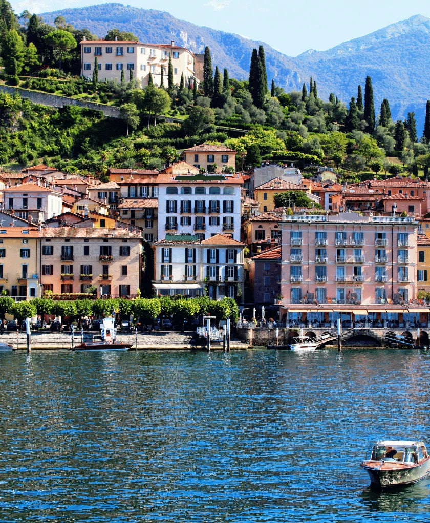 Exclusive 2-Hour Lake Como Private Sporty Cruise and Prosecco