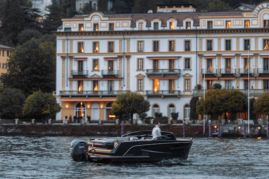 Luxury Private Boat Tour on Lake Como (AlfaStreet Yacht)