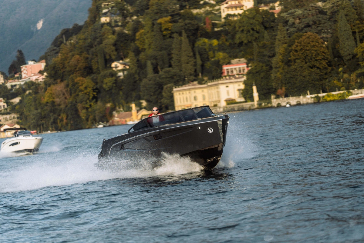 Luxury Private Boat Tour on Lake Como (AlfaStreet Yacht)